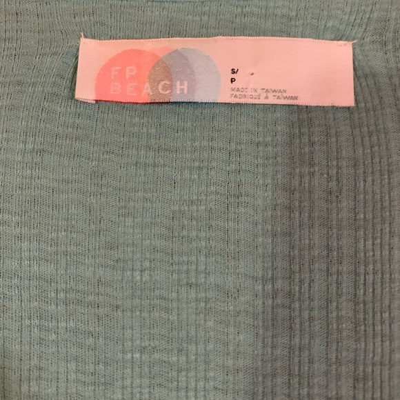 * Mint colour * Free People Beach Bell Sleeve S - Picture 4 of 5